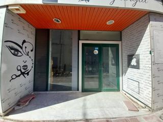 Lloguer Local Comercial a Centro. Local en pleno centro