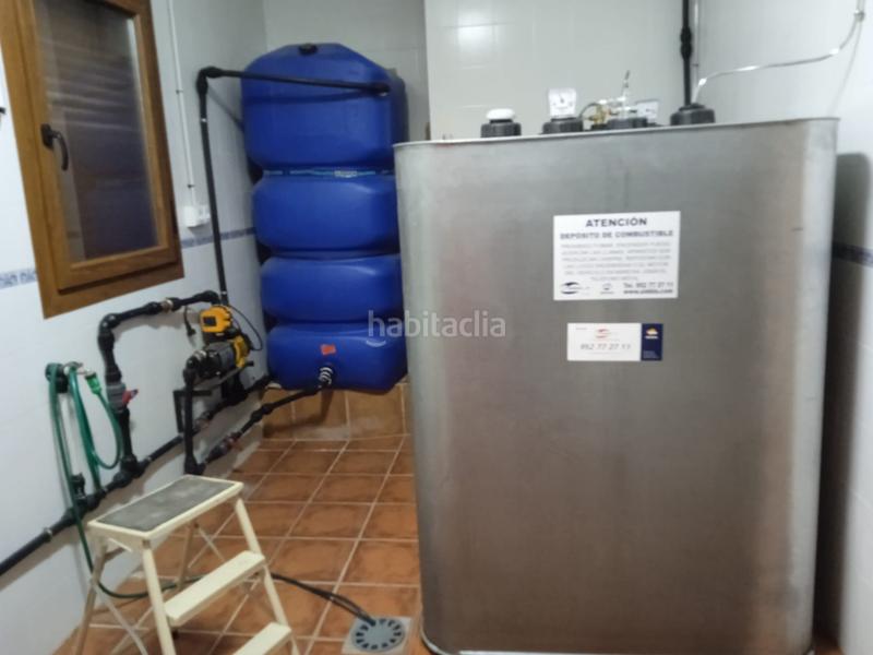 Foto a2f13645-ade7-427c-af60-e6c52f2b9f78. House with heating parking in Cuevas del Becerro