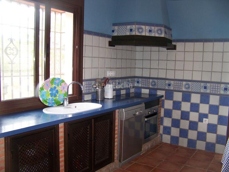 Foto 3f03cd3c-d5e9-4e19-a951-b9ecd683f78e. Masia amb piscina a Arriate