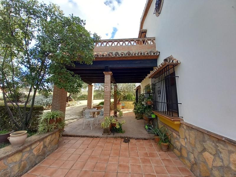 Foto d27f5a22-0ebd-417c-a843-73bcf7af6938. Masia amb piscina a Arriate