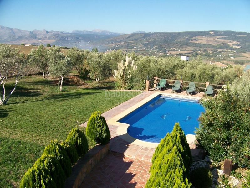 Foto f66c5133-20de-4c9b-85a7-25cddaba2b21. Masia amb piscina a Arriate