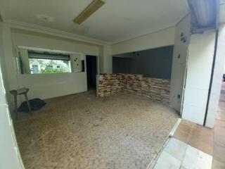 Location Local commercial à San Cristóbal. Local a ras de calle