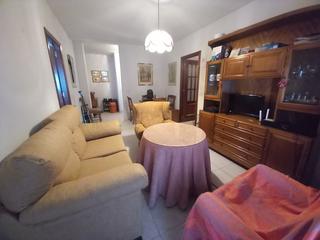 Piso en Casco Histórico. Piso junto a carrera espinel