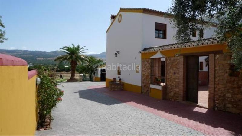 Foto c1e43255-1fe4-4c62-b3bc-c1a0dc12d176. Finca rústica  en alrededores en Partidas Norte Ronda