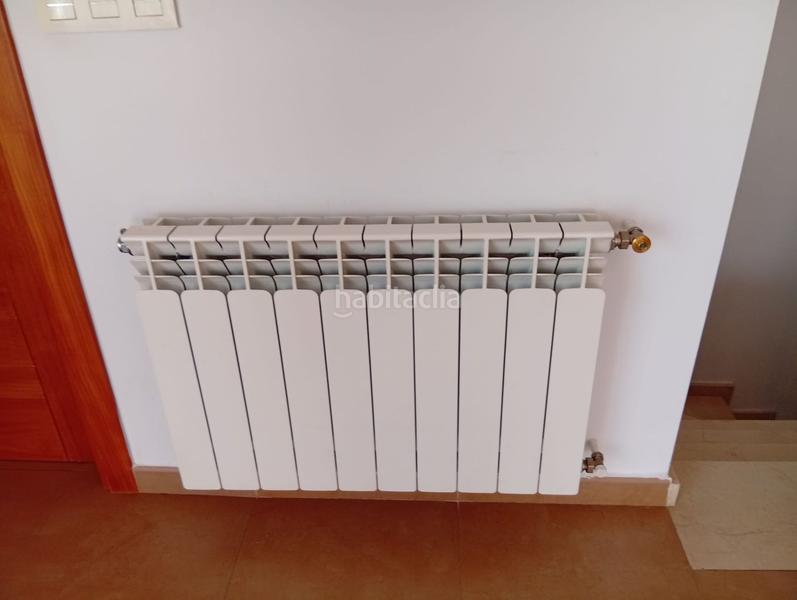 Foto c7f7d859-4cca-4eb8-b33f-0099a1ac5b94. Casa amb calefacció aparcament a San Rafael Ronda