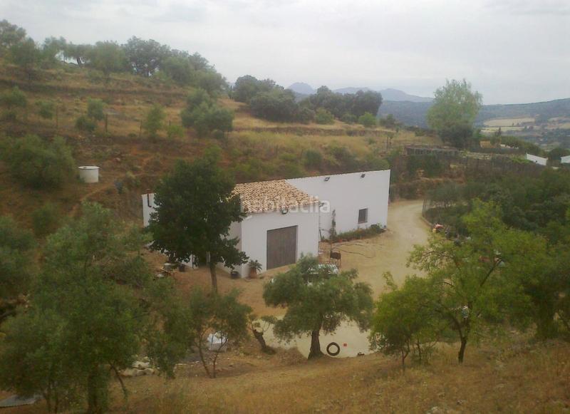 Foto a89e3a94-1555-466b-a2f1-800bd5b95358. Finca rústica  en Partidas Norte Ronda