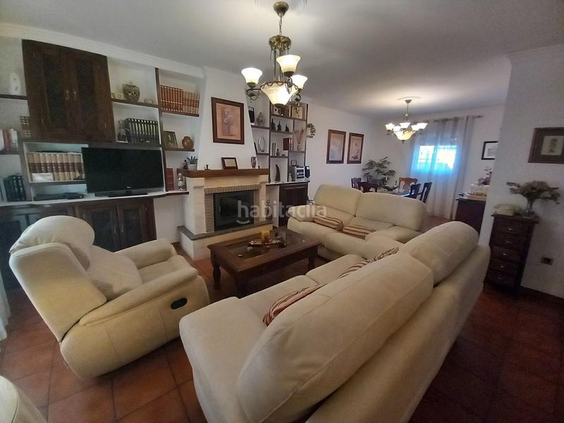 Foto 2df1e424-2c2e-404f-b19c-663822df4316. Casa adosada adosado en urbanización en La Planilla Ronda