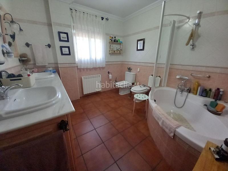 Foto 923e3dc2-d767-4c8f-a286-f5e8ce06aa42. Casa adosada adosado en urbanización en La Planilla Ronda