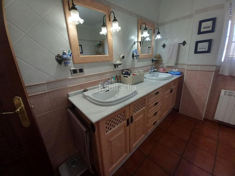 Foto f29e43da-7c3d-430d-b662-54f92d525f7a. Casa adosada adosado en urbanización en La Planilla Ronda