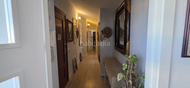 Foto aa1743bd-eba7-4ff5-8f67-e7acce7eb01a. Àtic amb calefacció a Centro Ronda