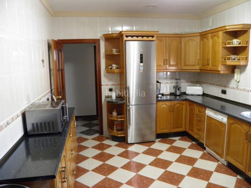 Foto 4997b7c6-fbfd-4454-a53a-ff20b4c58e4f. Casa amb aparcament a Arriate