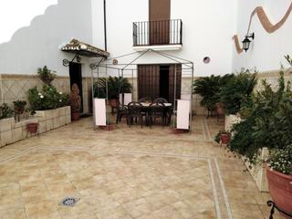 Maison à San Rafael. Casa señorial en barriada