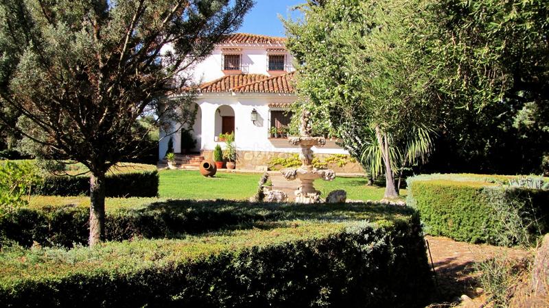 Foto c23c3862-ad59-45ed-8245-9d14d738efb9. Masia amb calefacció piscina a Arriate