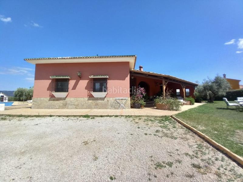 Foto a9c603a4-6bc4-4372-9e9f-4de314de43d8. Masia amb piscina a Arriate