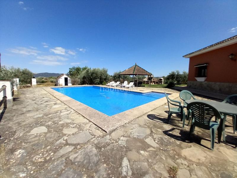 Foto b663853a-0199-4595-8cb7-088013eed4ca. Masia amb piscina a Arriate