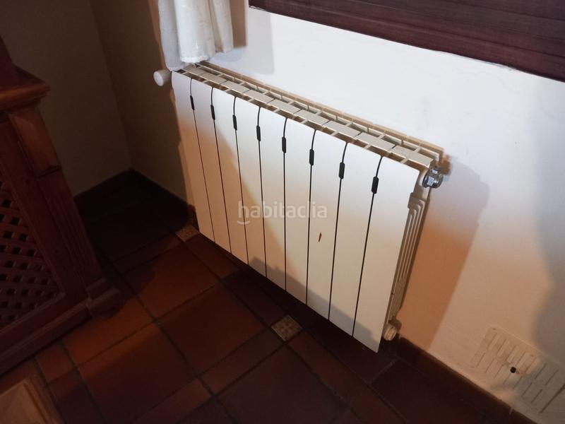 Foto f9dbe12a-fd1e-47e4-b924-c207814ceb30. Masia amb piscina a Arriate