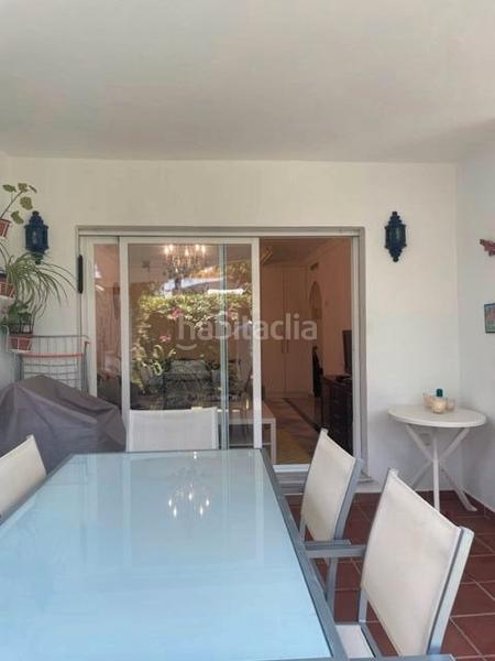 Foto 2543e56c-f861-48a6-b3bc-df47c172d9b7. Affitto appartamento in avenida dama de noche 9 in Marbella