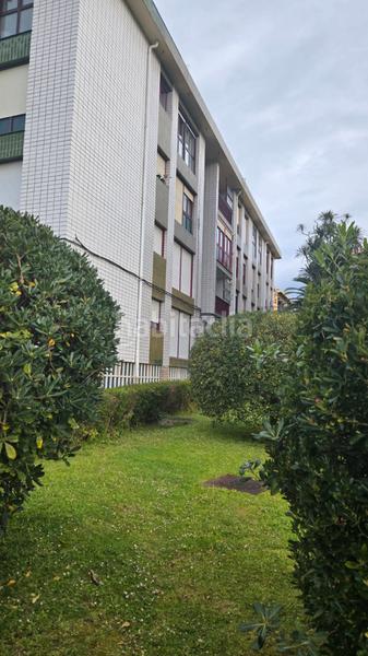 Foto 35a06c5f-cf49-4f4a-a0f9-b231fc42d4e3. Pis amb xemeneia calefacció a Txurdinaga Bilbao