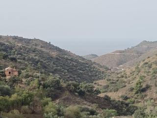 Finca rústica a Centro Histórico. Magnifica parcela  con vistas espectaculares a la bahía malagueñ