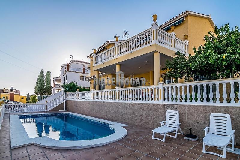 Foto 16f3cc99-40a2-4934-b063-d1c00beebf2c. Chalet  en serramar en La Cala del Moral Rincón de la Victoria