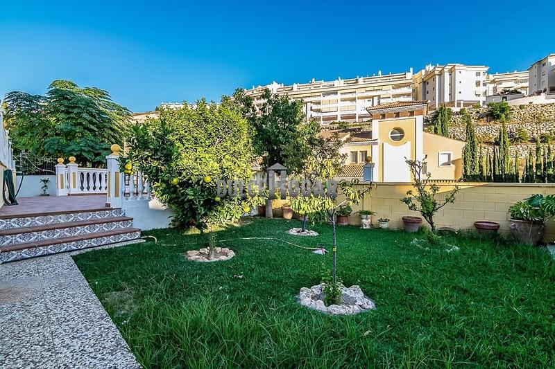 Foto 267dfb70-c004-4543-ac7a-106125888b0e. Chalet  en serramar en La Cala del Moral Rincón de la Victoria