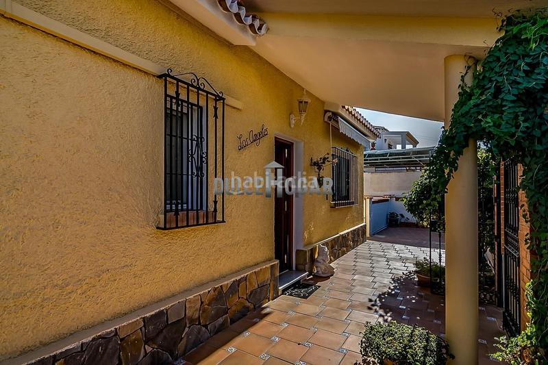 Foto e191be2d-20f5-4319-a0a6-09d7620a5219. Chalet  en serramar en La Cala del Moral Rincón de la Victoria