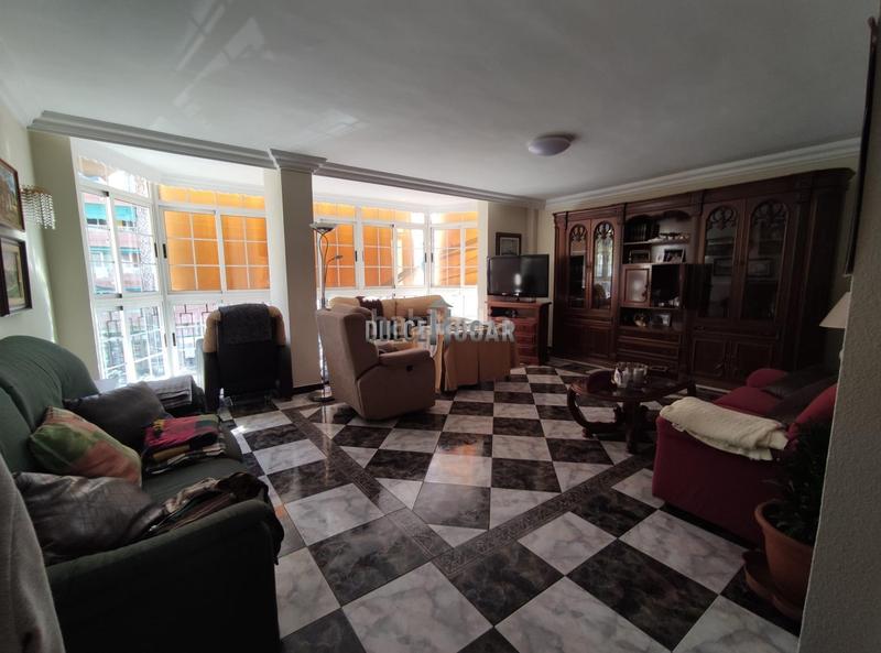 Foto fcfeb6bc-af0e-4a55-b694-773ea98160b3. Flat in Hispanidad - Vivar Téllez Vélez - Málaga