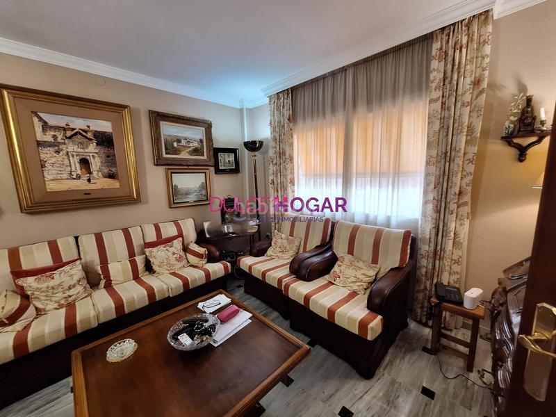 Foto f88c679f-512d-49ee-9602-afb80adf6ee3. Maison jumelée avec parking dans La Cala del Moral Rincón de la Victoria