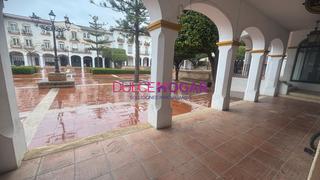 Local Comercial  Plaza gloria fuertes. Magnifico local en pleno centro de la cala del moral