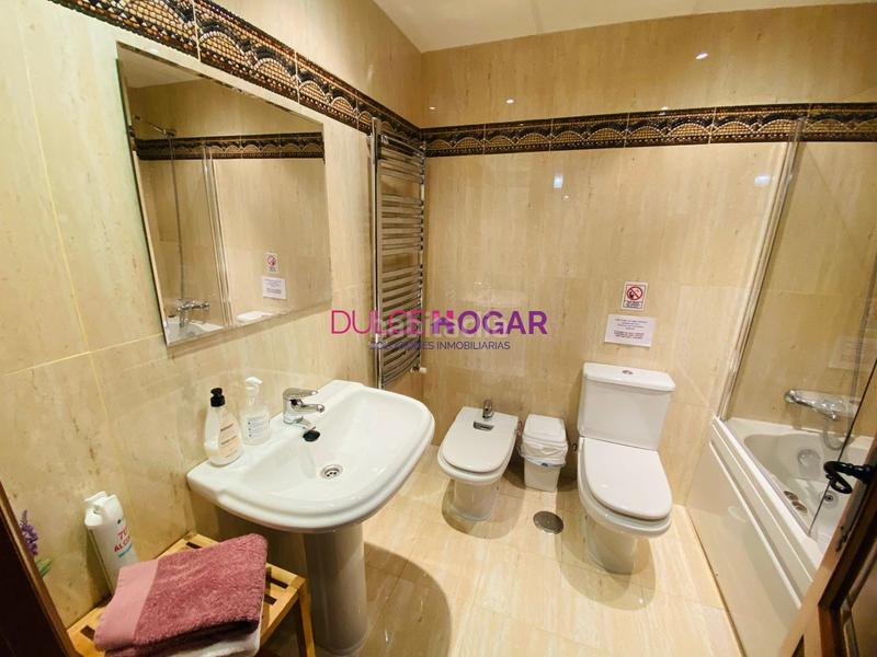 Foto e283f454-e07e-45b8-bf37-7116396270dd. Reihenhaus mit heizung in Centro Ronda