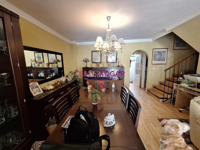 Foto 929098fd-e57a-4300-b3c8-7c3bedce6ffb. Maison jumelée avec parking dans La Cala del Moral Rincón de la Victoria