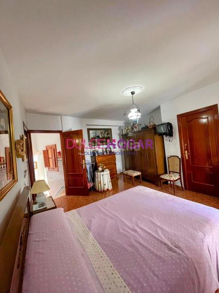 Foto f4391dc0-6620-4e28-9071-01b182deba36. Chalet in La Ciudad Ronda