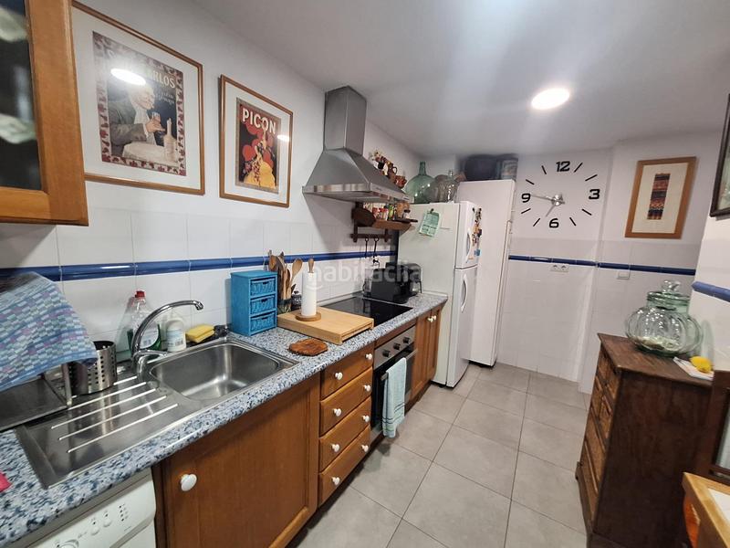 Foto d9187ffd-2d0c-4385-8677-24373e0d267e. Piso estupendo piso en gamarra en Los Castillejos - La Trinidad Málaga