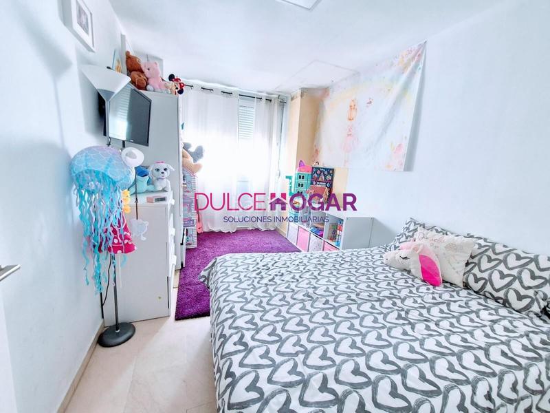 Foto 793f6d6f-d7c5-4fb6-9300-86fdb298b8be. Piso  en pleno centro en Zona Calvario Estepona