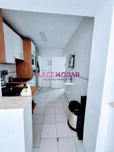 Foto fafd3a53-0073-4356-848c-7284851d41d6. Piso  en pleno centro en Zona Calvario Estepona