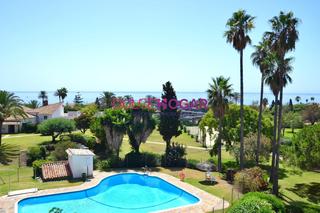 Chalet à Bahía Dorada. Duplex en bahia dorada estepona