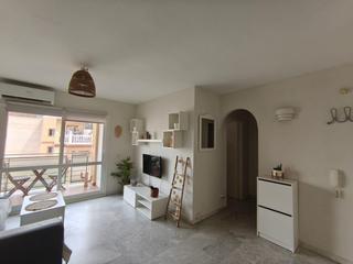Location Appartement  Avenida de málaga. Alquiler de coqueto piso en la avenida principal de la cala, de