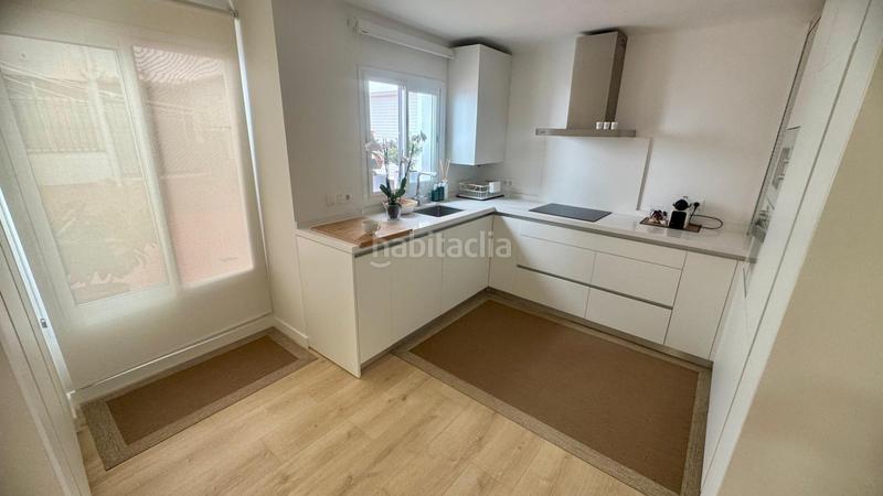 Foto d8a1dbba-3822-4b9b-b695-ee3dde3c16ec. Pis amb calefacció a La Cala del Moral Rincón de la Victoria