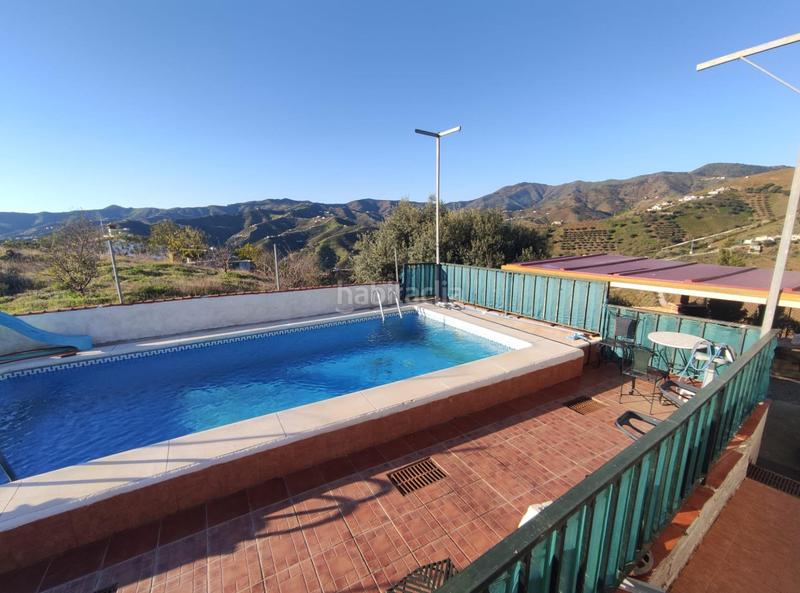 Foto 585b112b-edfd-49c8-8d3b-2ab34df712b0. Masia amb piscina a Cútar