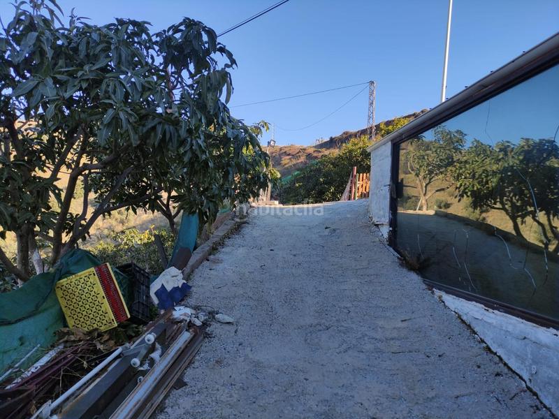 Foto c9ebf950-4223-4e02-9368-295bf8ce1997. Masia amb piscina a Cútar