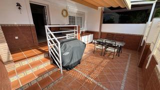 Casa adossada  Calle calle de pepa flores gonzález, 17. Magnifico chalet adosado de tres dormitorios.