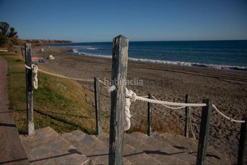 Foto c7fb0c1e-f44a-4af8-bdb3-a18fde34a820. Appartamento con piscina in El Velerín Estepona
