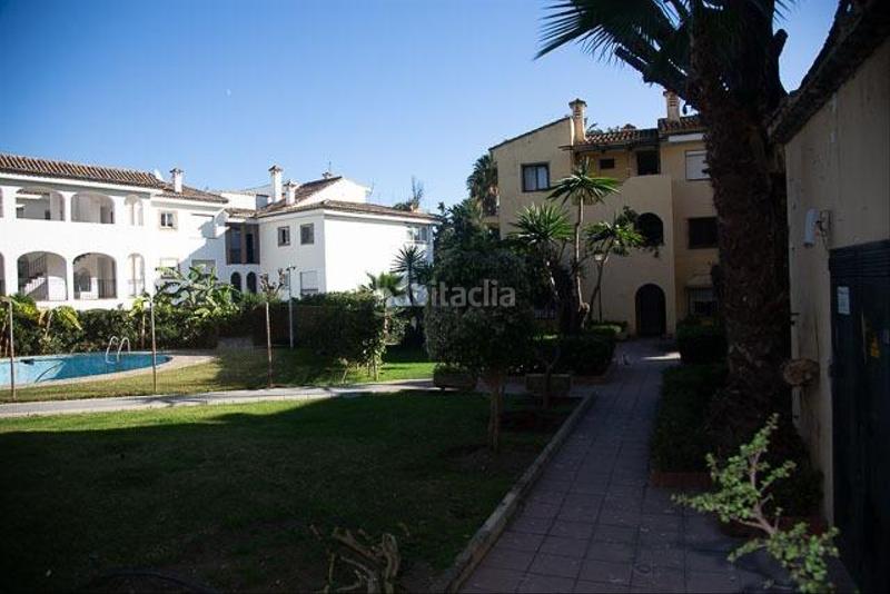 Foto e6dd39a6-efa8-4b94-90a5-633a5867ca27. Appartamento con piscina in El Velerín Estepona