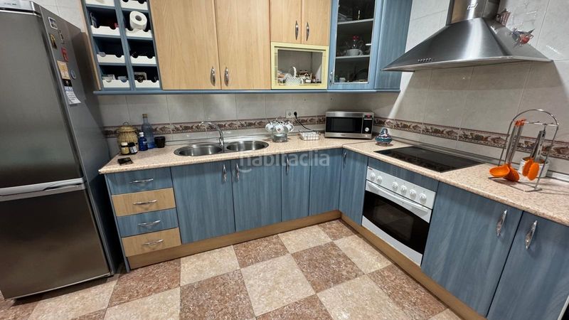 Foto 4281e795-a47f-4c59-bf27-f2bcb252c2a0. Casa aparellada amb aparcament a Palma - Palmilla Málaga