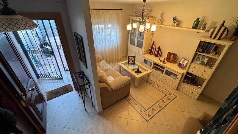 Foto 8bbbab5b-61d7-48a5-a928-b3ebbac36479. Casa aparellada amb aparcament a Palma - Palmilla Málaga
