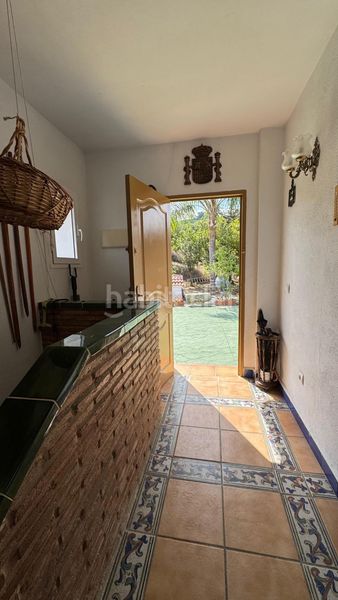 Foto d1a781e9-bb0b-4e59-86b9-b634a81647ef. Masia amb aparcament piscina a Monda