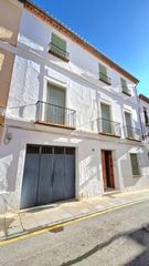 Semi detached house  Calle calle plató. Gran oportunidad! espectacular casa con patio y cochera en el ce
