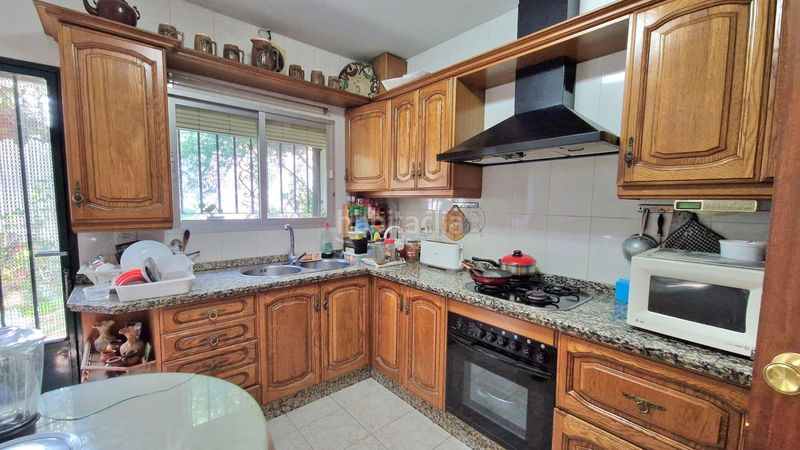 Foto adcad766-d1aa-4fba-b66d-89218de8e52e. Casa adossada amb aparcament a Centro Antequera