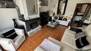 Casa adossada  Alpechin. Gran adosado en benagalbon