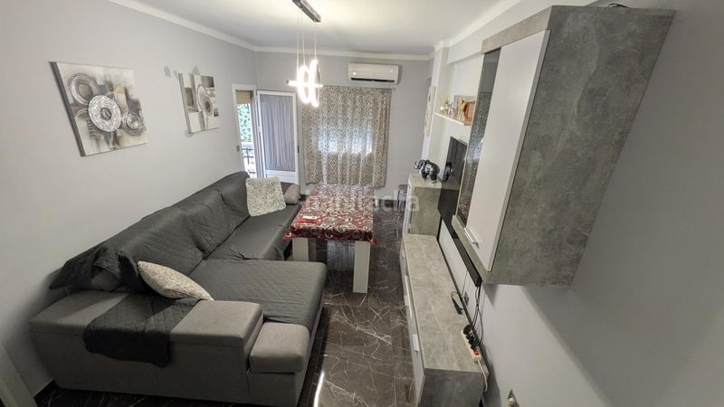 Foto 527547d0-3610-4ece-929f-12a5baedbf39. Piso  de 3 habitaciones totalmente reformado en Parque Victoria Eugenia, junto al maternoinfantil y la rosaleda en Málaga